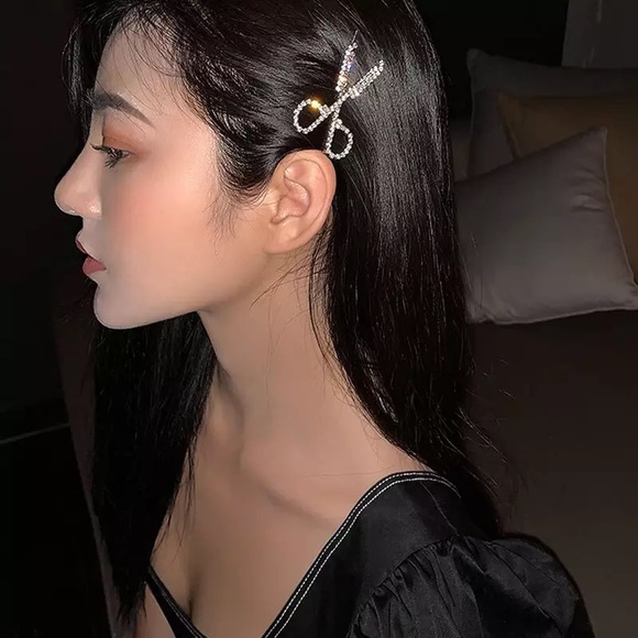Diamond encrusted Scissors Hair Pin - Picture 1 of 5